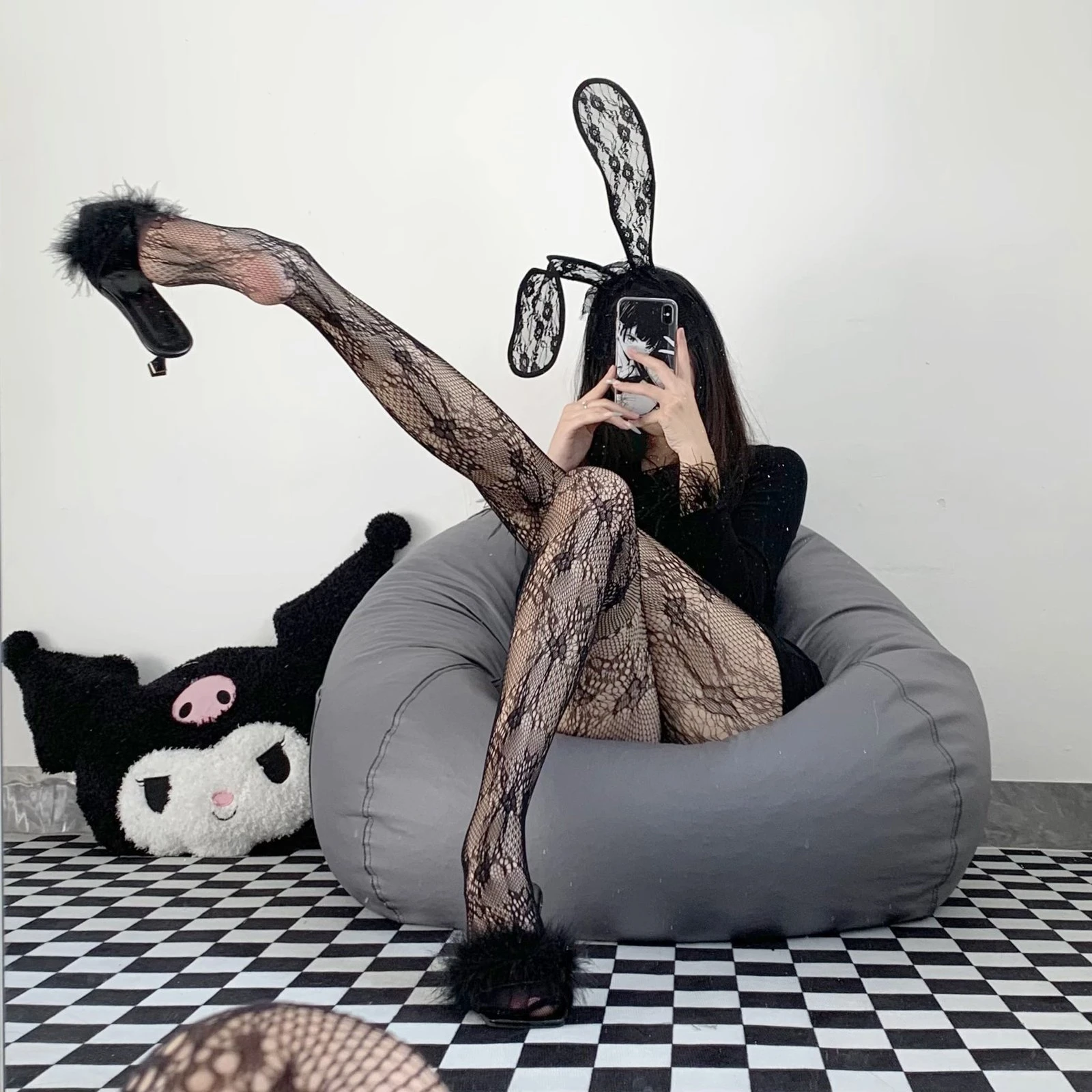 W-3044 Elegant Lace Suspenders Stockings - Seductive Passion